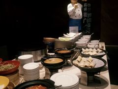 -元素自助餐厅·生蚝·海鲜·刺身(萝岗汇华希尔顿逸林酒店)