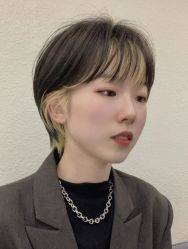 -丝语萱形象