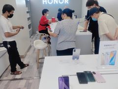 -荣耀授权专卖店(黄浦浙江中路店)
