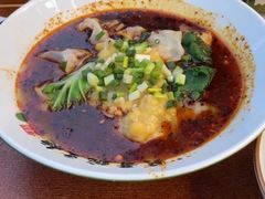 -兵哥豌豆面(雅颂居店)