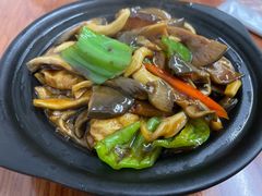 双菇面筋煲-胡子饮食店