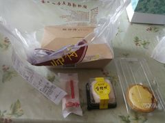 -鲍师傅糕点(江苏路店)