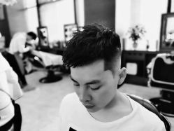 点击看大图 -尼特斯男士发型馆