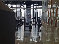 -跃动游泳健身俱乐部(新华传媒店)