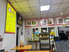 -卢聪艺小吃店(阳翟总店)