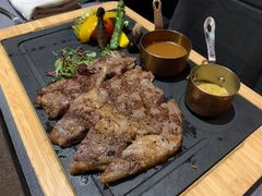 -YUE·6·西式融合餐厅(外滩六号店)