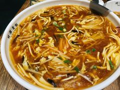 酸辣汤-叶派龙虾•招牌香辣蟹·海鲜(中海国际店)