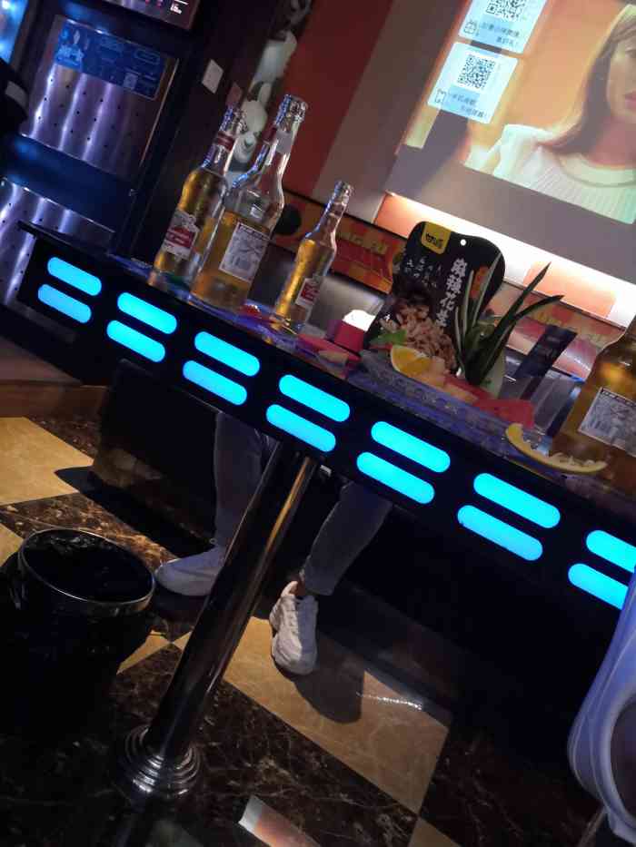 唱吧麦颂ktv(首都师范大学店)-"今天和朋友出去玩,然后回来吃了个饭