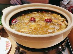 -邹开喜·炭炉鸡煲·海鲜火锅(虹口足球场店)