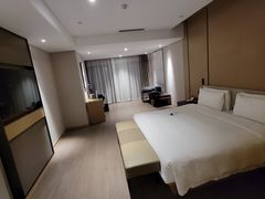 -苏州工业园区奥特莱斯亚朵酒店
