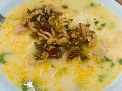 鱼汤雪菜肉丝面-淮扬楼(文港路店)