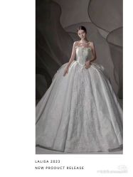 -Lady  Jane高端婚纱礼服馆