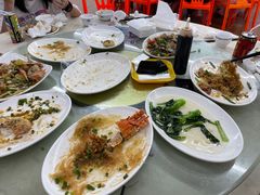 -红月湾海鲜饭店•沙滩海景(双月湾店)
