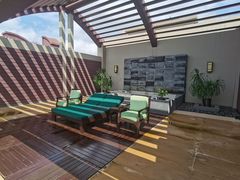 -三亚湾海居铂尔曼度假酒店