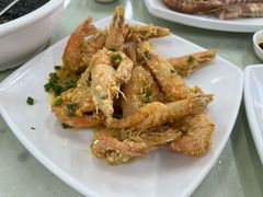 咸蛋黄焗虾-双月饭店·20年老字号(新村店)