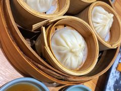 -馋三尺蟹粉小笼(人民广场店)