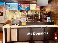 -麦当劳(水坑尾街店)