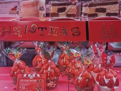 巧克力圣诞礼物杯蛋糕-巴黎贝甜(大宁国际商业广场店)