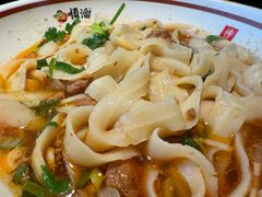 -顺溜·手工刀削面·黑金店(铜锣湾店)