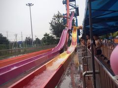 -欢乐水魔方水世界