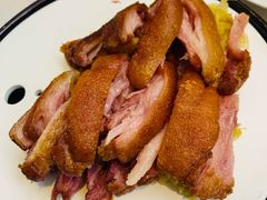 脆皮德国咸猪肘-旺顺阁鱼头泡饼(小红门店)