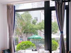 靠窗位-黑明餐厅(白鹭洲店)