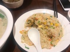 -洪氏嗨捞·广东猪肚鸡·椰子鸡火锅(西咸万象城店)
