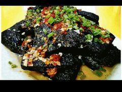 -黑色经典臭豆腐·湖南特产(步行街店)