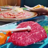 没什么是一顿烤肉不可以解决的！不行就两顿！