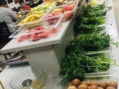 -荣吉招牌自助骨头锅(顾乡店)