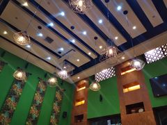 -香巴拉云南餐厅(华莱坞店)