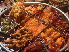 -巴卤社老火锅(财富店)