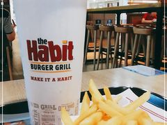 -The Habit Burger Grill 哈比特汉堡(复兴soho店)