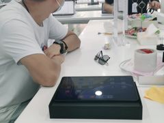 -荣耀授权专卖店(黄浦浙江中路店)