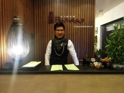 -红人馆造型世爵国际