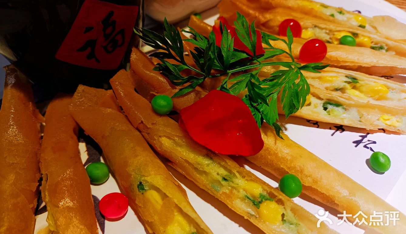 郑州探店｜古玩城旁融合餐厅古色古香