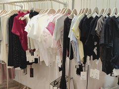 -眷顾自助服装工作室(中南金石国际广场A座店)