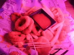-UP嘻哈酒吧(粉巢店)