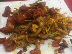 脆椒辣鱿鱼-兴国苑酒店