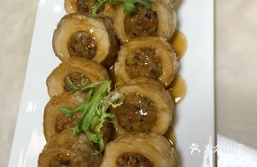 Golden Golden Vegetarian Roll