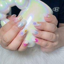 -七彩虹美甲美睫 半永久