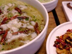 -爱啤精酿·民谣酒馆(滨江店)