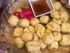 -老滇山寨•云南特色菜•地方菜•民族风情歌舞表演(金碧店)