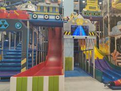 -meland亲子乐园•派对•研学(苏州悠方购物中心店)