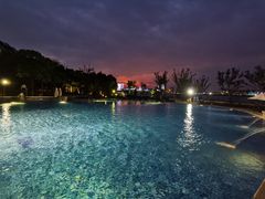 -上海滴水湖皇冠假日酒店