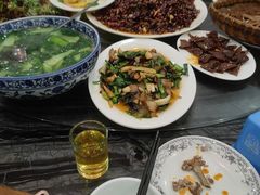 -江湖黑大兔(杨家坪店)