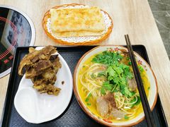 招牌油酥烧饼-牛水谣牛肉汤(杨舍老街店)