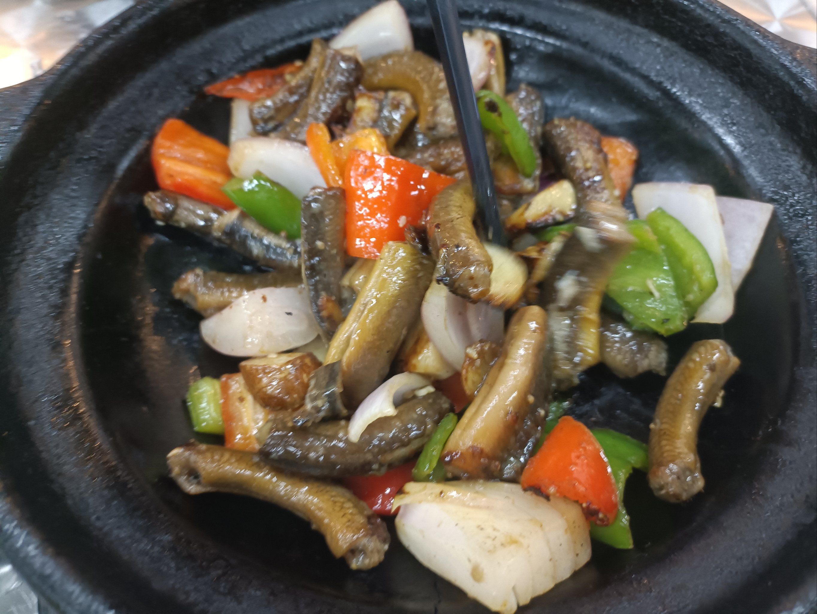 醇厚咸香的黄鳝煲