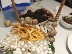 -煲王粤菜餐厅(中侨中心店)