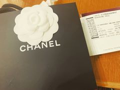 -CHANEL(戴高乐机场T 2E店)